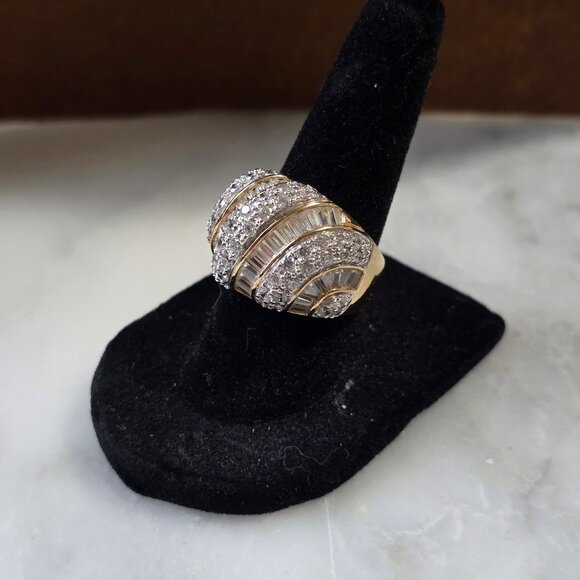 Beautiful Sterling Silver Cocktail Ring - Picture 1 of 9